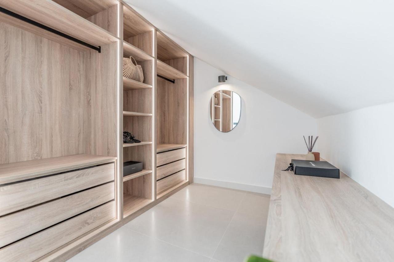 Duplex Renovated Luxury 3bed In Aloha